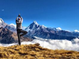 yoga retreat trek nepal